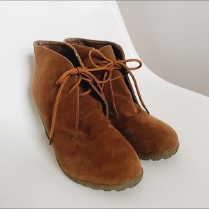 American Eagle By Payless Brown Suede Lace-Up Ankle Boots